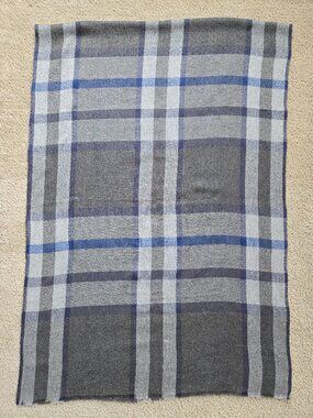 NWOT Wool Scarf Plaid Lightweight Grey Blue Anekaant